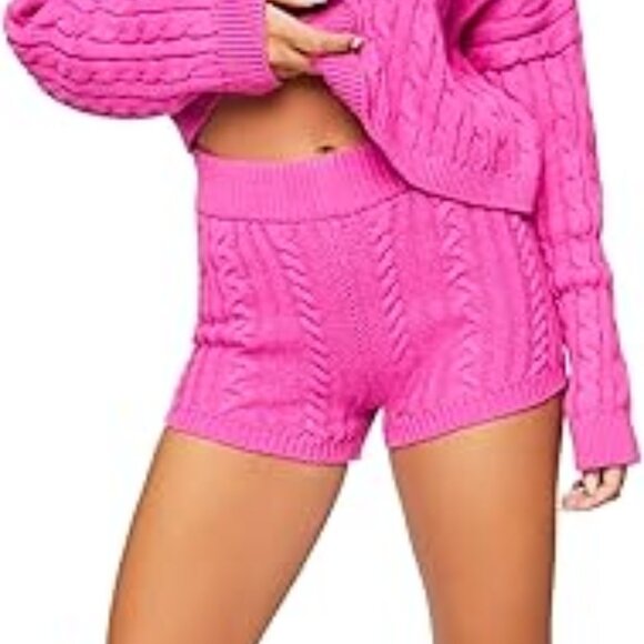 NWT Forever 21 Women’s Size Small Pink Cable Knit Shorts Mid Rise Fuchsia - Picture 2 of 4